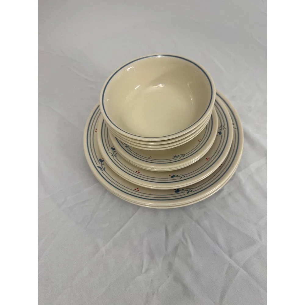 Corelle Corning Country Cornflower Blue Dinnerware Set Plates Bowls Vintage USA